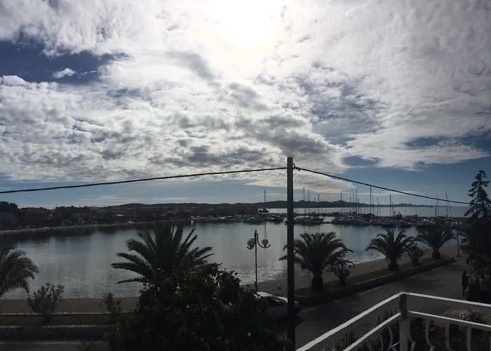 Roko Kolinda ビビニェ