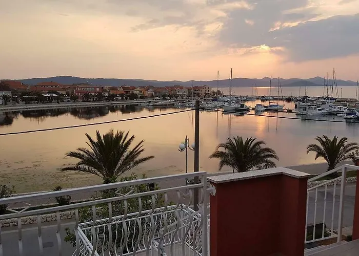 Roko Kolinda アパート