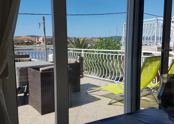 Roko Kolinda アパート