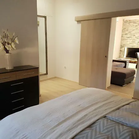 Apartment Apartments Roko Kolinda *