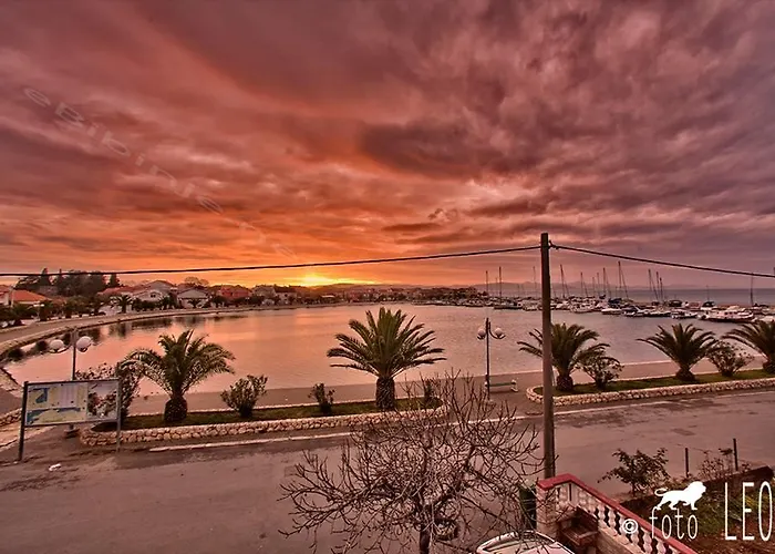 Roko Kolinda 아파트 *