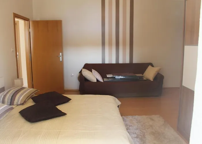 아파트 Roko Kolinda 비빈제