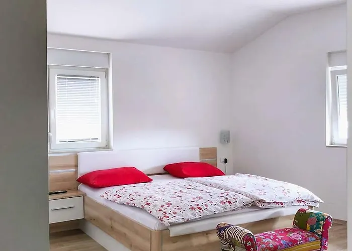 Roko Kolinda Apartamento